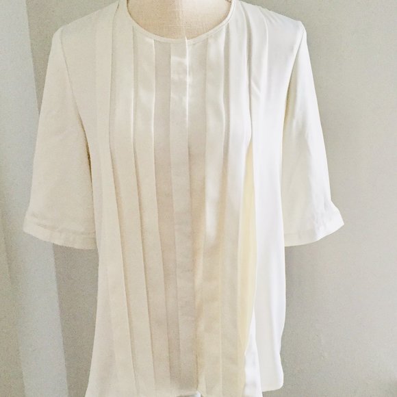 GRMNT Cream Silk Short Sleeve Blouse Top Size Medium - Picture 1 of 5